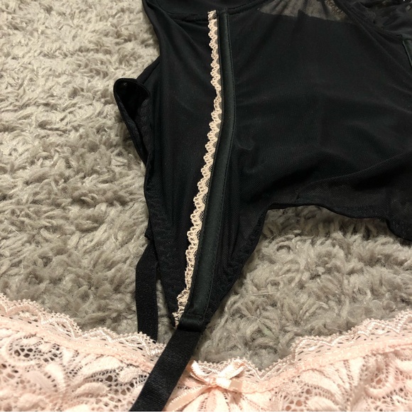 Adore Me Lingerie Set - Picture 2 of 4